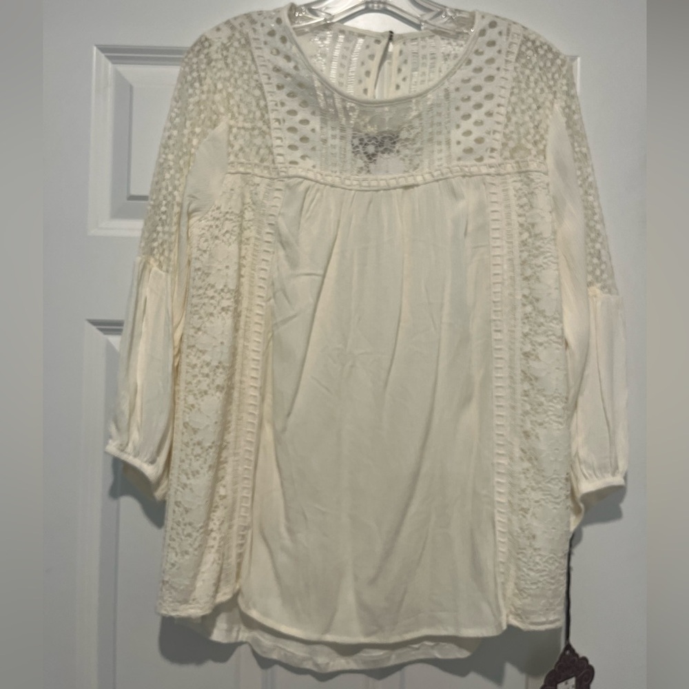 Knox Rose Cream Lace Blouse